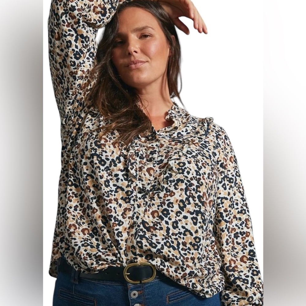 Anthropologie Maeve Katia ruffle blouse. Leopard print 🐆 4P